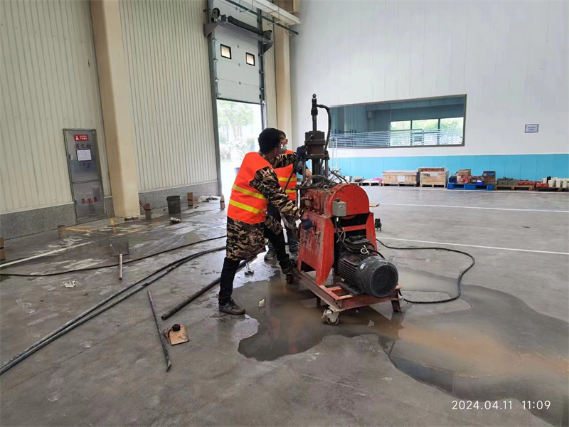 尼玛厂房地面下沉塌陷注浆加固施工